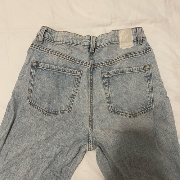 Zara Mom Jeans - Picture 4 of 4